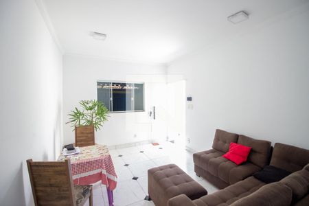 Sala de casa à venda com 5 quartos, 180m² em Parque Maracana, Contagem