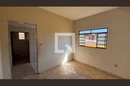 Sala de casa à venda com 4 quartos, 250m² em Jardim Silvana, Santo André