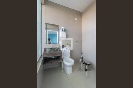 Banheiro de casa à venda com 5 quartos, 600m² em Bosque da Saúde, São Paulo