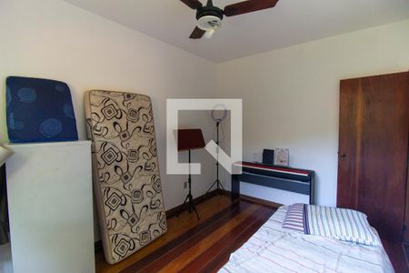 Casa à venda com 4 quartos, 720m² em Matapaca, Niterói