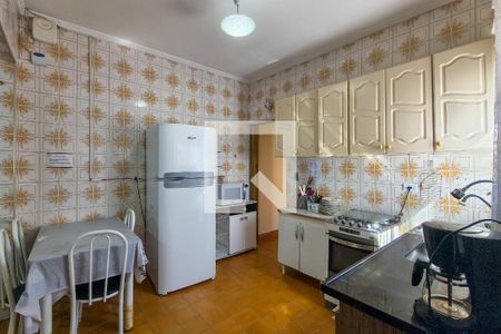 Cozinha  de casa para alugar com 2 quartos, 200m² em Maracanã, Praia Grande