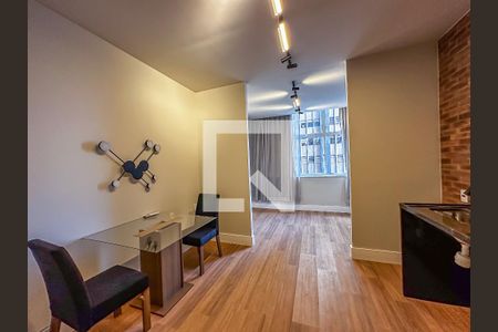 Apartamento à venda com 2 quartos, 60m² em Centro, Rio de Janeiro