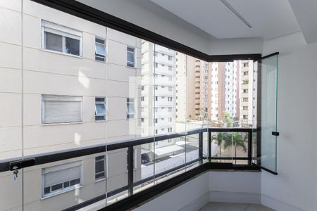 Sala de apartamento à venda com 3 quartos, 113m² em Indianópolis, São Paulo