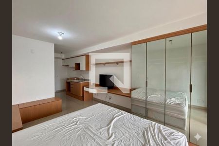 Quarto de kitnet/studio para alugar com 1 quarto, 33m² em Vila Cordeiro, São Paulo