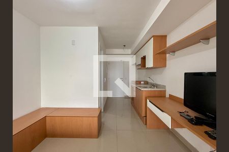 Quarto de kitnet/studio para alugar com 1 quarto, 33m² em Vila Cordeiro, São Paulo
