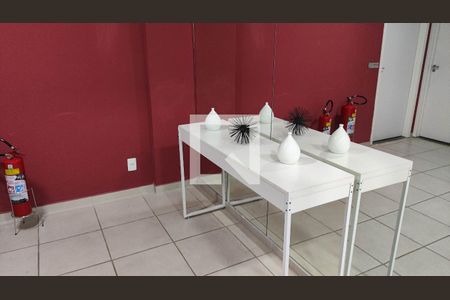 Hall de entrada de apartamento para alugar com 2 quartos, 16m² em Itaquera, São Paulo