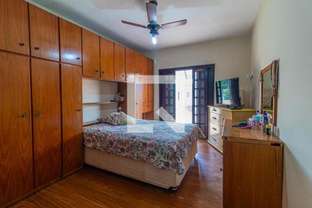 Casa à venda com 3 quartos, 180m² em Vila Marari, São Paulo