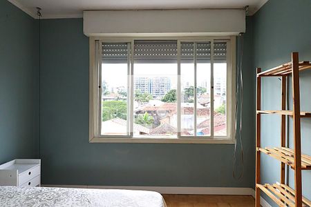 Janela do Quarto 1 de apartamento para alugar com 3 quartos, 70m² em São João, Porto Alegre