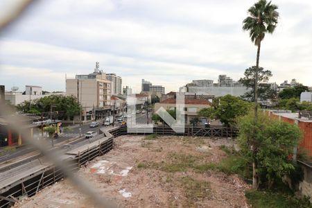 Vista da Sala de apartamento para alugar com 3 quartos, 70m² em São João, Porto Alegre