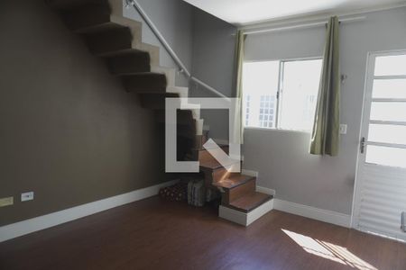 Casa de Condomínio para alugar com 2 quartos, 50m² em Vila Nova Curuca, São Paulo