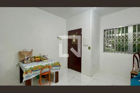 Sala de casa à venda com 3 quartos, 130m² em Cerqueira César, São Paulo