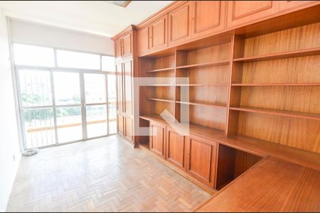 Quarto 1 de apartamento à venda com 4 quartos, 160m² em Tijuca, Rio de Janeiro