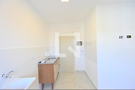 Cozinha/Lavanderia de kitnet/studio para alugar com 1 quarto, 16m² em Vila do Encontro, São Paulo