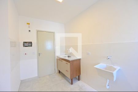 Cozinha/Lavanderia de kitnet/studio para alugar com 1 quarto, 16m² em Vila do Encontro, São Paulo