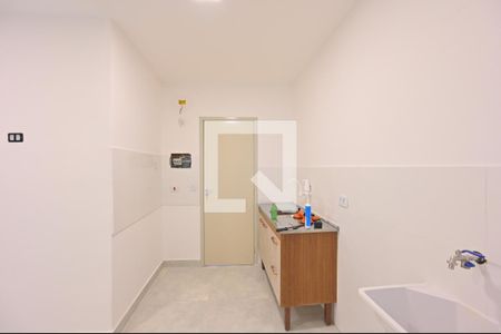 Cozinha/Lavanderia de kitnet/studio para alugar com 1 quarto, 16m² em Vila do Encontro, São Paulo