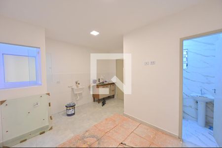 Sala/Quarto de kitnet/studio para alugar com 1 quarto, 16m² em Vila do Encontro, São Paulo