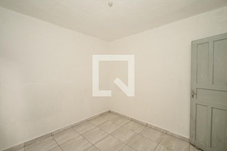 Quarto de casa para alugar com 1 quarto, 24m² em Jardim Maria Duarte, São Paulo