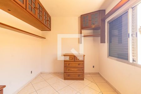 Casa à venda com 2 quartos, 200m² em Parque Jabaquara, São Paulo