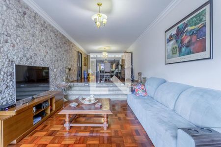 Casa à venda com 4 quartos, 360m² em Moema, São Paulo