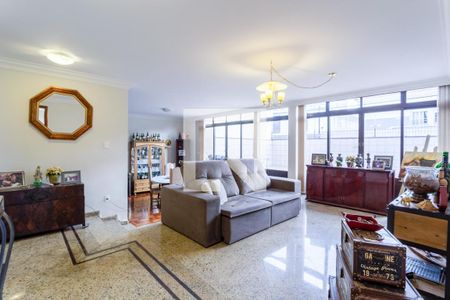 Casa à venda com 4 quartos, 360m² em Moema, São Paulo