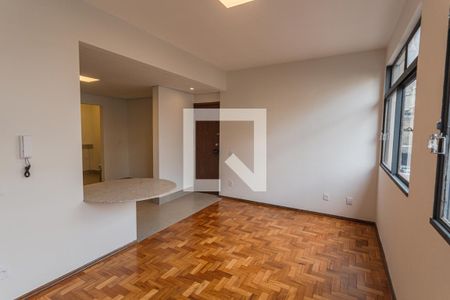 Sala 1 de apartamento à venda com 3 quartos, 95m² em Cruzeiro, Belo Horizonte