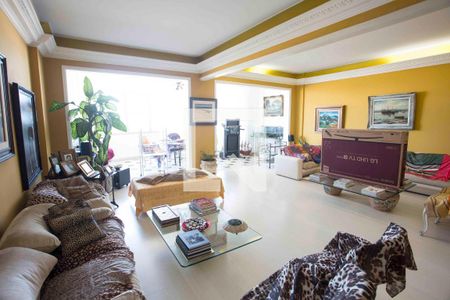 Apartamento à venda com 3 quartos, 200m² em Copacabana, Rio de Janeiro