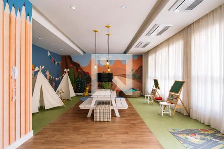 Apartamento à venda com 2 quartos, 81m² em Vila Monumento, São Paulo