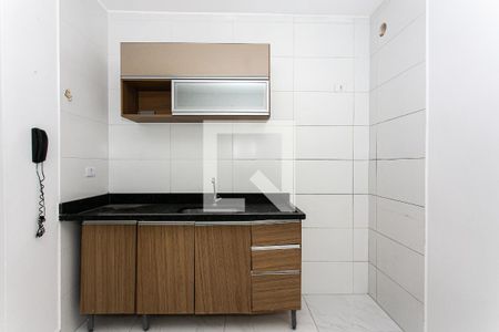 Casa de Condomínio para alugar com 2 quartos, 70m² em Vila Constança, São Paulo