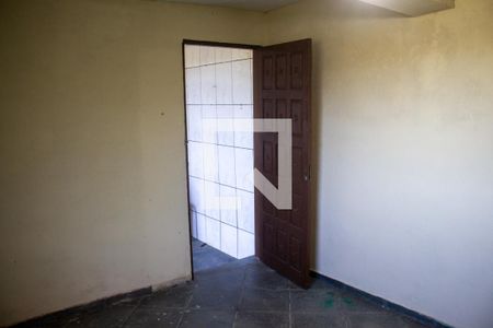 Quarto 2 de casa para alugar com 2 quartos, 55m² em Pilar Velho, Ribeirão Pires