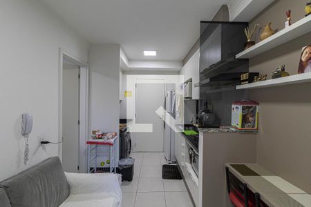 Sala/Cozinha/Área de Serviço  de apartamento à venda com 1 quarto, 29m² em Vila Penteado, São Paulo