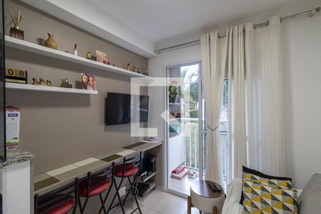 Sala/Cozinha/Área de Serviço  de apartamento à venda com 1 quarto, 29m² em Vila Penteado, São Paulo