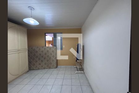 Quarto 1 de casa para alugar com 2 quartos, 176m² em Cidade Ademar, São Paulo