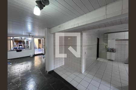 Casa para alugar com 2 quartos, 176m² em Cidade Ademar, São Paulo