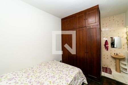 Suíte de casa à venda com 5 quartos, 300m² em União, Belo Horizonte