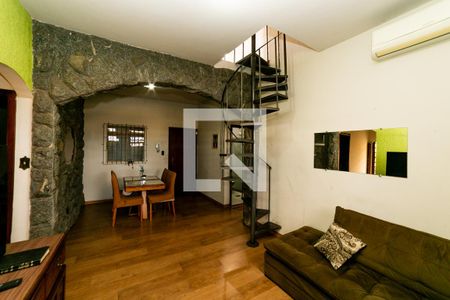 Sala de casa à venda com 5 quartos, 300m² em União, Belo Horizonte