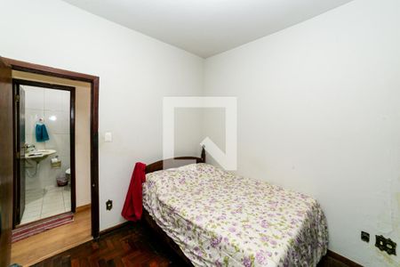 Suíte de casa à venda com 5 quartos, 300m² em União, Belo Horizonte