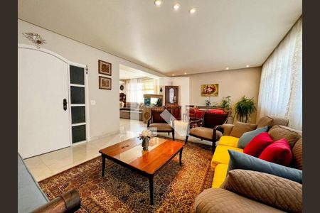 Sala de apartamento à venda com 4 quartos, 220m² em Serra, Belo Horizonte