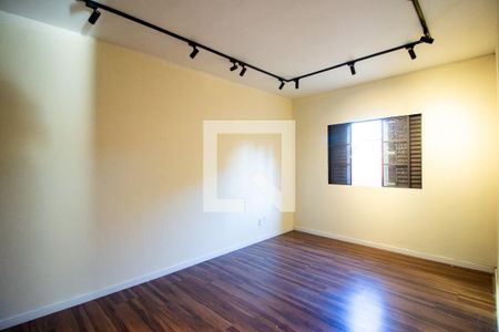 Quarto de casa para alugar com 2 quartos, 210m² em Jardim dos Estados, Sorocaba