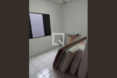 Casa à venda com 4 quartos, 240m² em Jardim Las Vegas, Santo André