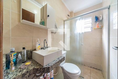 Banheiro de apartamento à venda com 2 quartos, 56m² em Parque Sao Vicente, Santo André