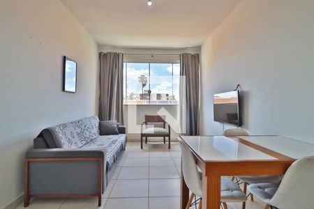 Sala de apartamento para alugar com 3 quartos, 75m² em Alto Umuarama, Uberlândia