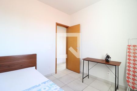 Quarto 1 de apartamento para alugar com 3 quartos, 75m² em Alto Umuarama, Uberlândia