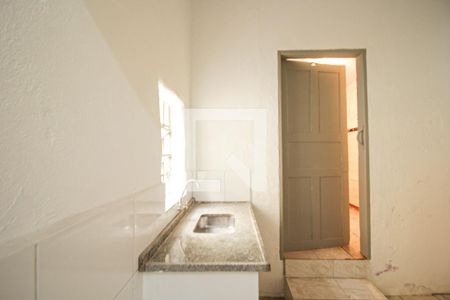 Cozinha de casa para alugar com 1 quarto, 50m² em Vila Anastácio, São Paulo