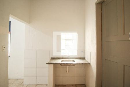 Cozinha de casa para alugar com 1 quarto, 50m² em Vila Anastácio, São Paulo