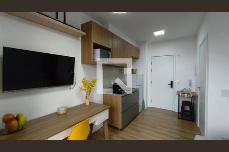Sala de kitnet/studio para alugar com 1 quarto, 28m² em Liberdade, São Paulo