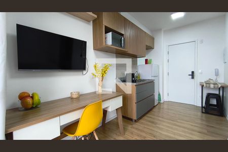Sala de kitnet/studio para alugar com 1 quarto, 28m² em Liberdade, São Paulo