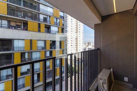 Vista/Varanda de kitnet/studio para alugar com 1 quarto, 27m² em Sumarezinho, São Paulo