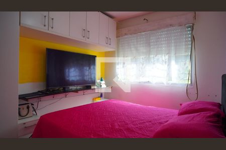 Quarto 1 de apartamento à venda com 2 quartos, 56m² em Santo Antônio, Porto Alegre