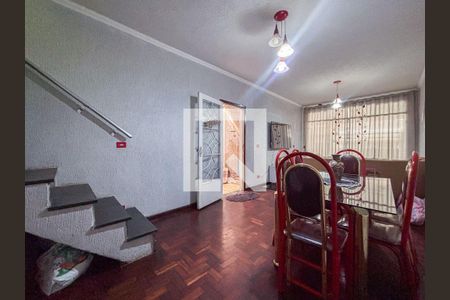 Casa à venda com 4 quartos, 250m² em Vila Jacuí, São Paulo