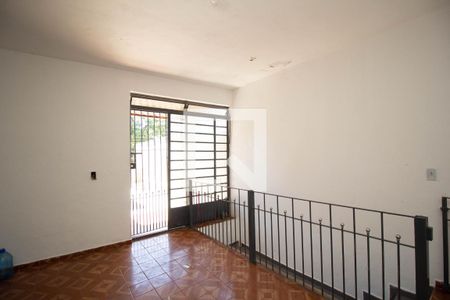 Quarto 1 de casa para alugar com 1 quarto, 60m² em Jardim Libano, São Paulo